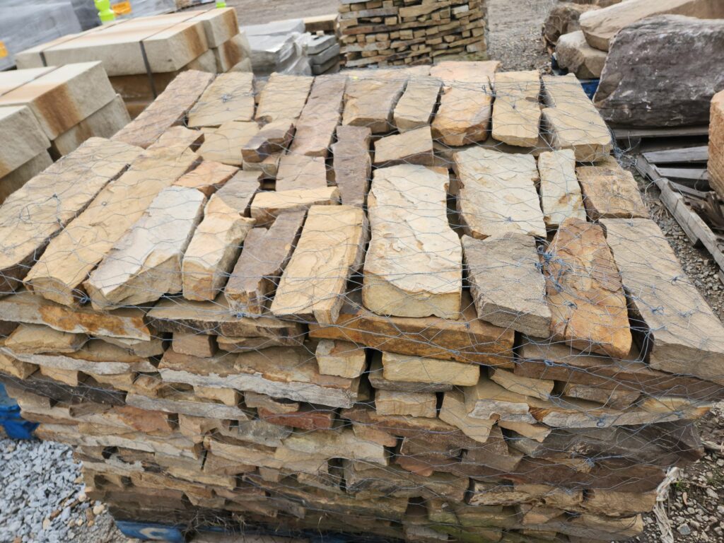 Decorative Flagstone Pallet – Metro Turf Landscape Supply